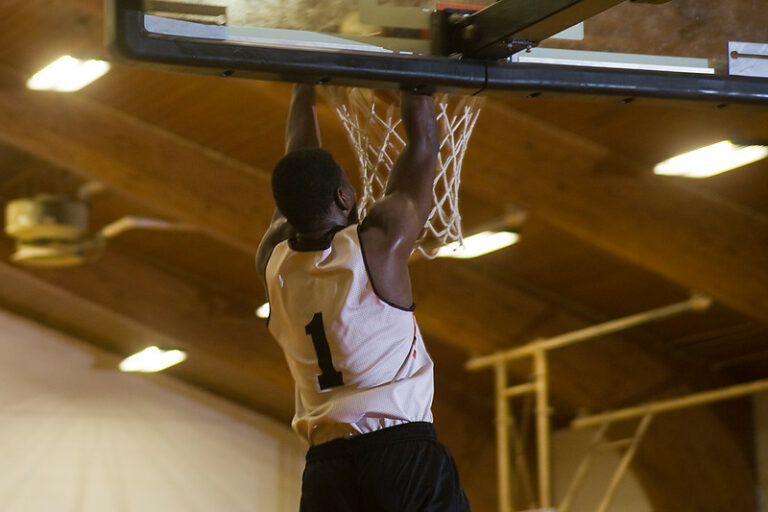 brown practice dunk